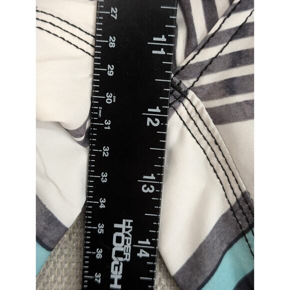 Maui and Sons Swim Trunks Size 32 Black Shark 4 Way Stretch -1025F98 - Picture 5 of 8